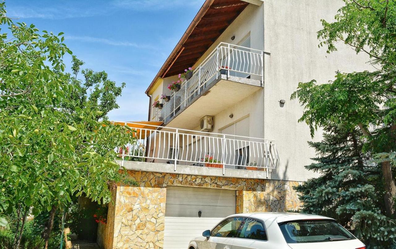 Apartments With A Parking Space Smrika, Kraljevica - 15709 Екстериор снимка