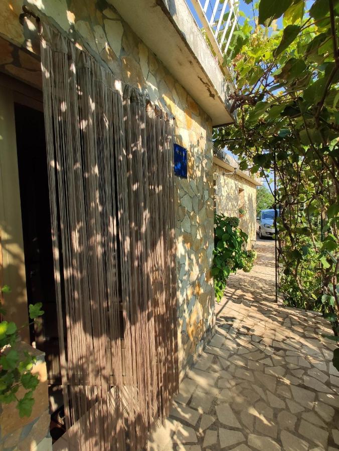 Apartments With A Parking Space Smrika, Kraljevica - 15709 Екстериор снимка