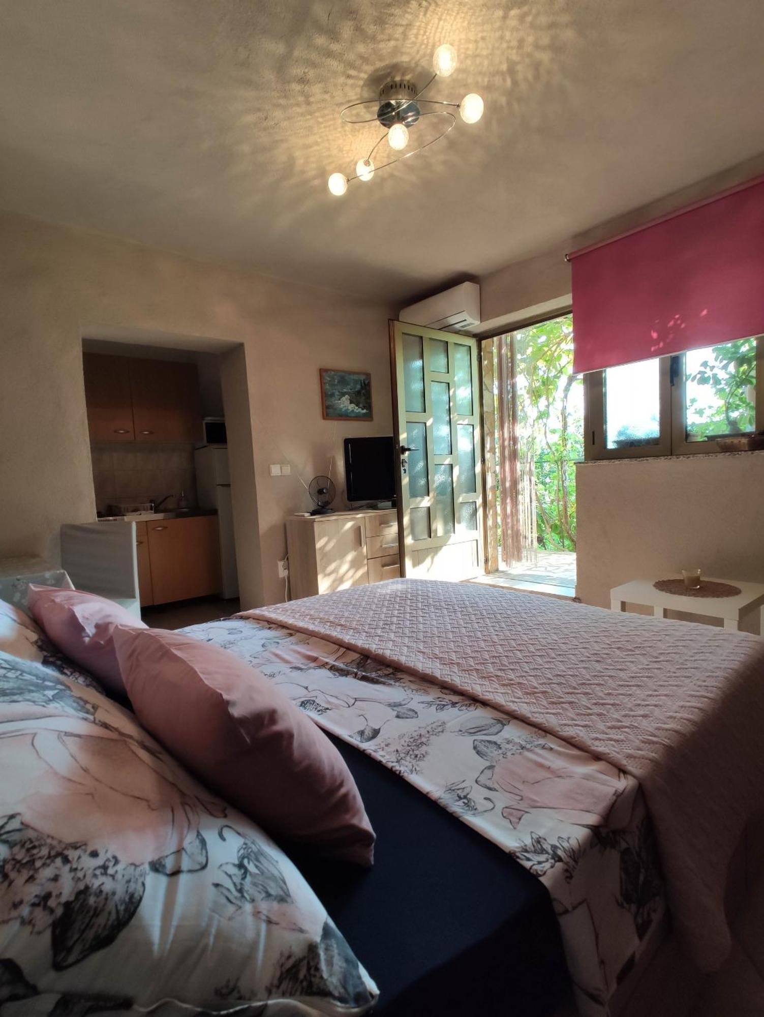 Apartments With A Parking Space Smrika, Kraljevica - 15709 Стая снимка